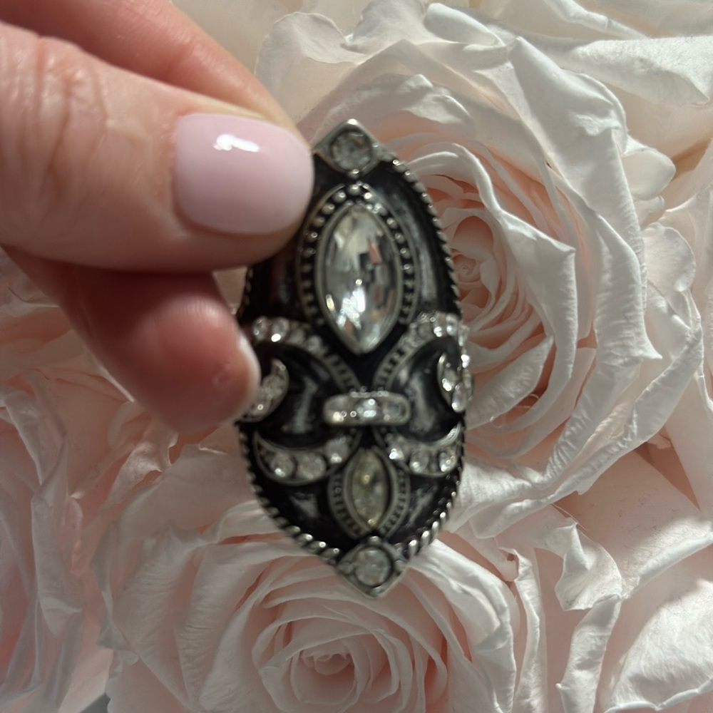 Fleur De Lis Shield Statement Ring - Silver Tone … - image 7